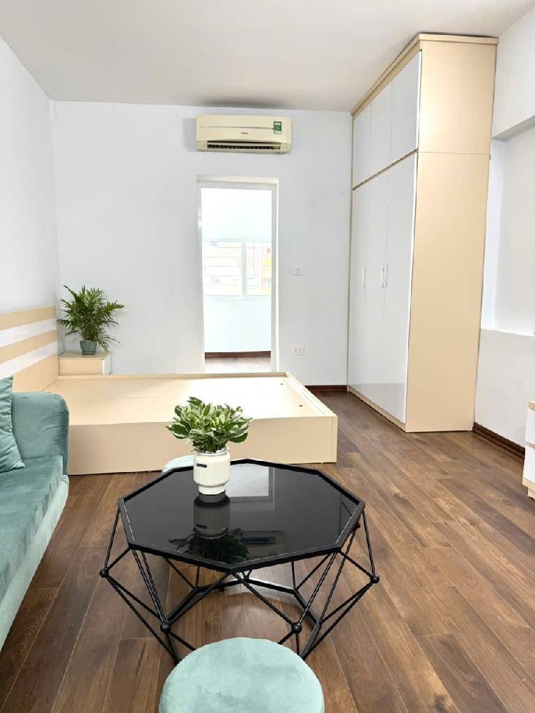 Bán căn hộ tập thể Tổ 27, Đông Anh, gần chợ Lắp Ghép, Nguyên Khê, 46m2, giá 1,55 tỷ